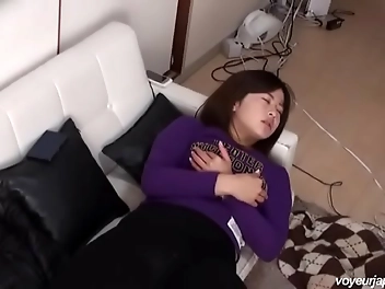 Japanese babe with a luscious body getting fucked and squirting twice on cam