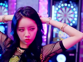 JAV Girls' Day Goes Hardacross MILF KPOP and POP: Ring My Bell PMV