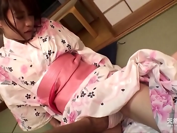 Japanese Slut Rendezvous: A Steamy JAV Experience