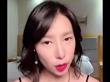 JAV HOTTIE PEES IN PUBLIC - You Won t Believe Who s Watching!