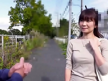 JAV Porn Star Reiko Narimiya s Luscious Figures in Skimpy Underwear - Your Wallet Will Thank You!