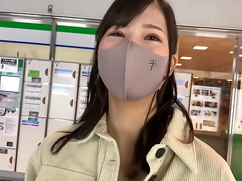 Get Lost in the Sultry World of Japan s Fluffy Hamedori Girls!