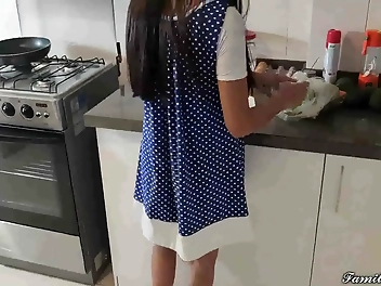 Mouth-watering Luscious Stepsister Tempts and Teases Her Stepbrother with Sensual Home-cooked Meal