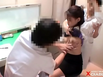 JAV Goddess Bombshells Her Doctor s Office with Steamy Palpation Session