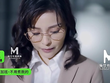 Witness the Irresistible Charm of Zhong Wan Bing in the Best Original Asia Porn Video