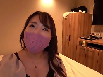 Meet the Luscious Hakata Beauty with a Love for Echibari - Her 360&deg; View Will Leave You Mesmerized! [NSFW]