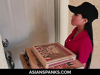 JAV Teen Ember Snow Gets Dripped by Uncut Jerk-Off Guys in Unexpected Pizza Delivery