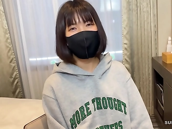 JAV Enchantress with Luscious Curves Mesmerizes with Her Alluring Looks