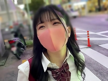 Japanese Nurse Piston in Raw Sex with Glossy Body and Black Hair! She s a Self-Shaking Enchantress in a Cute Costume!