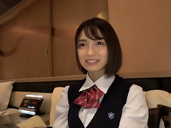 Meet the Pretty Girl Every Boy in Class Lusts After - Wame-chan Mei 008