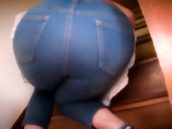 Ryu Enami s Year-end Cleaning Porn Feature: A Sultry Housekeeper with Tight Pants and a Fit Big Butt